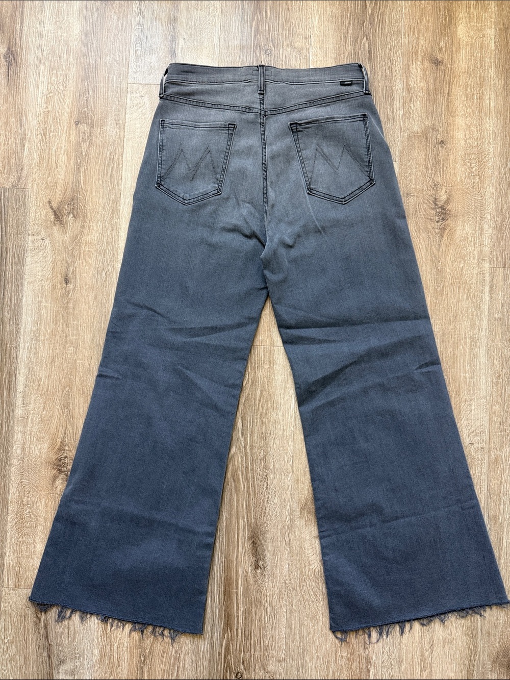 MOTHER Light Gray High-Rise Denim Jeans - Picture 7 of 8